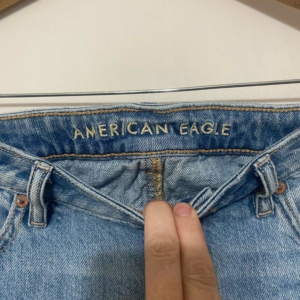 American Eagle EUC super high rise A-line distressed denim mini skirt size 8 - Picture 7 of 7